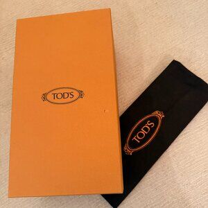 TODS SHOEBOX PLUS 1 DUST COVER